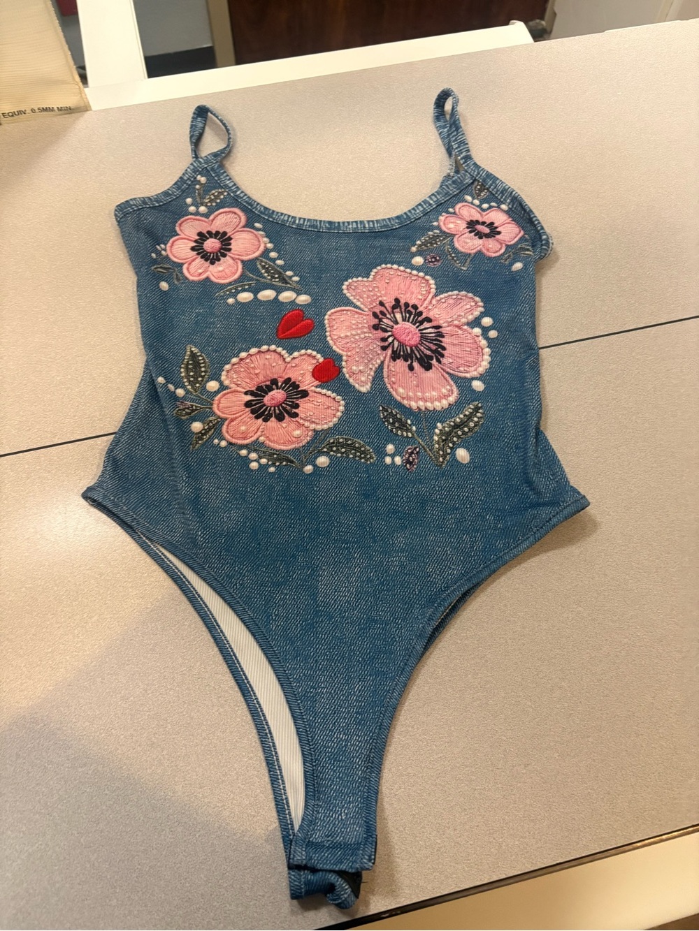 SHEIN Light Blue Denim-Look Bodysuit with White Lining